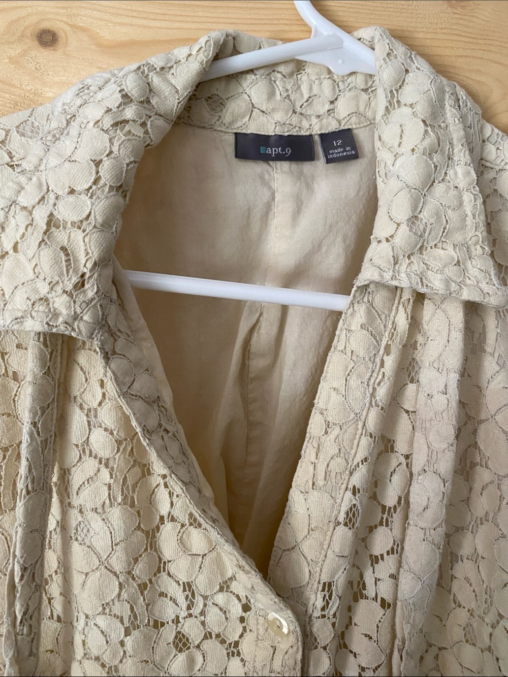 Cream Lace Button-Front Short-Sleeve Midi Dress - Picture 2 of 7